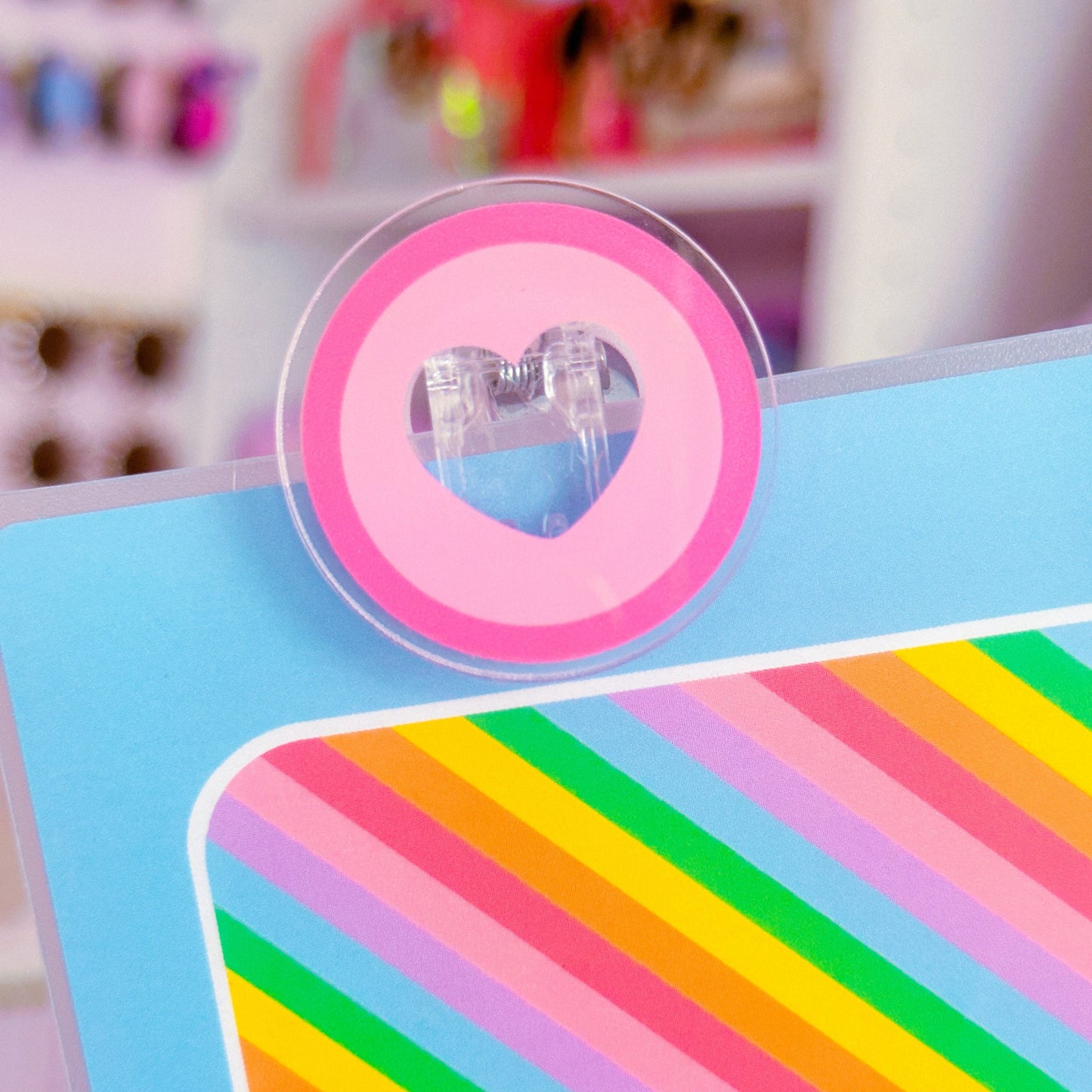 Mini Acrylic Clip - Heart Disc