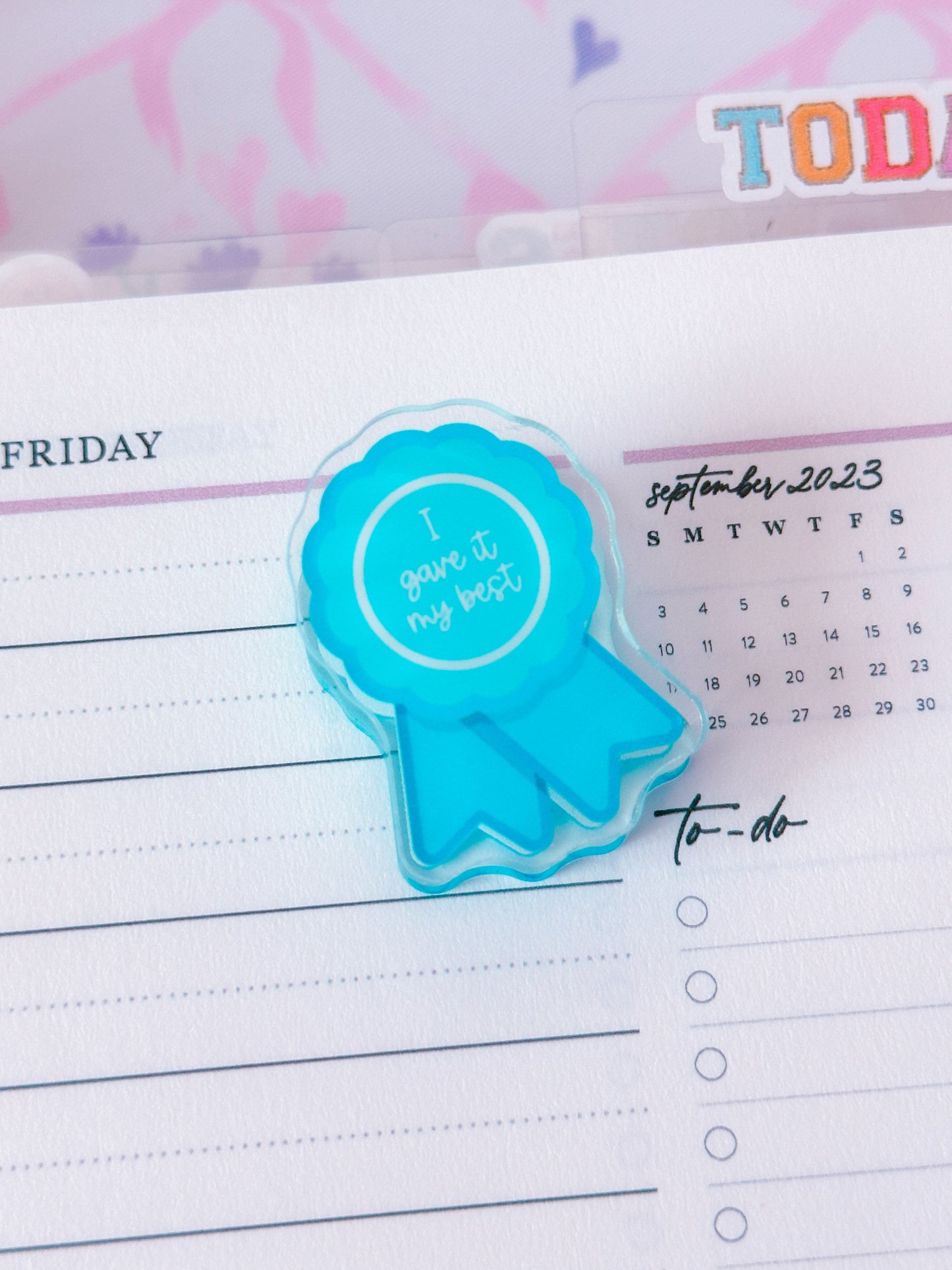 Mini Acrylic Clip - Prize Ribbon